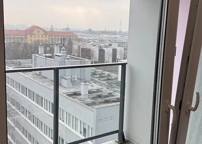 Z Balkonem Jaworska * Vratislav